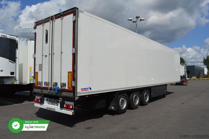 Refrižeratora puspiekabe SCHMITZ CARGOBULL SKO FP 60 ThermoKing SLXi 300