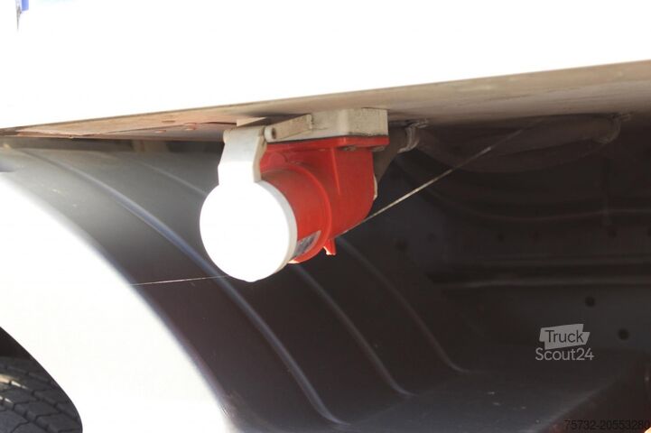 Refrigerated truck Mercedes-Benz Atego 1221 E6 TK T-800 R Strom Türen+LBW