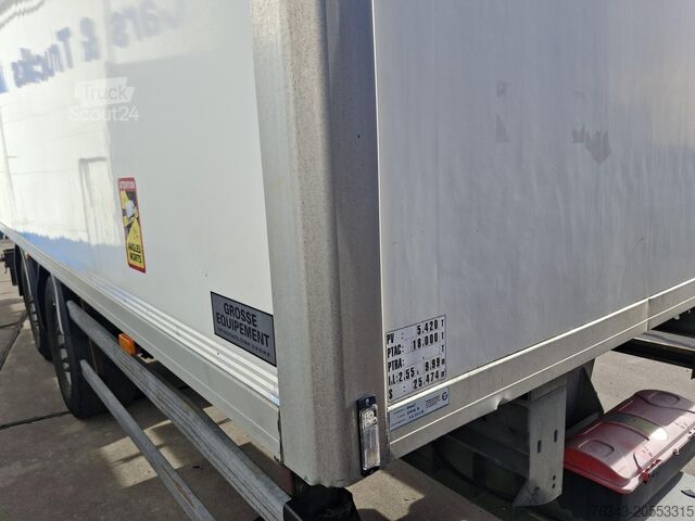 Kastenaanhangwagen GROSSE EQUIPEMENT REMORQUE FOURGON 2 ESSIEUX