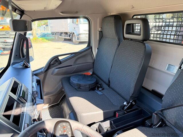Furgão pick-up FUSO eCanter 4C15e/3-Sitzer/Scattolini-Pritsche/2TKM/