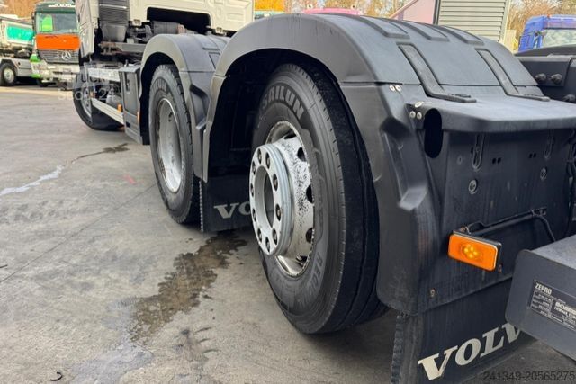 Samochód z wymienną zabudową VOLVO FH-460 6x2 BDF