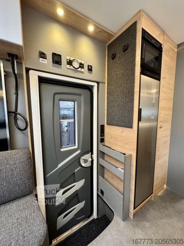 Capucine DETHLEFFS XL Family A 7872-2 "E+P/AHK/Dachklima"