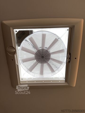 Kamper z alkową DETHLEFFS XL Family A 7872-2 "E+P/AHK/Dachklima"