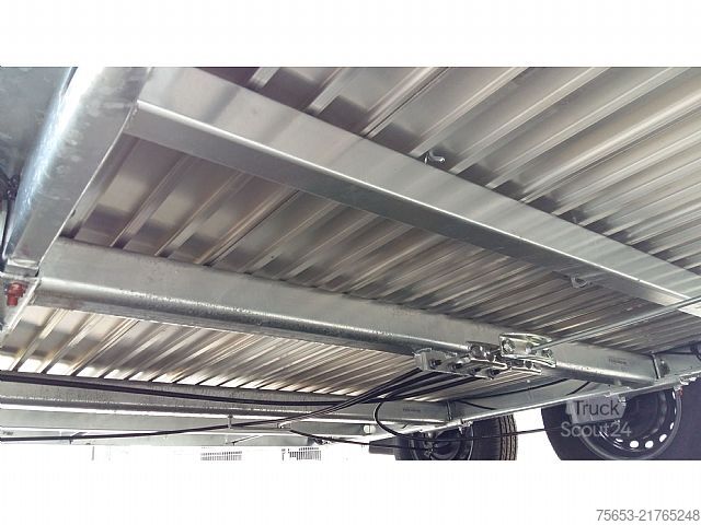 Para ganado Other Cheval Liberte Gold First Sattelkammer Aluboden 100km/H Fahrwerk verfügbar