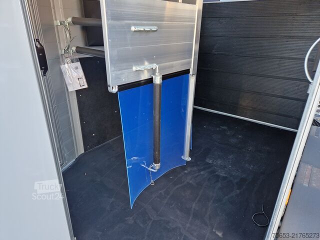 Remorcă pentru transport cai Cheval Liberté Touring Country Frontexit Saddlechest