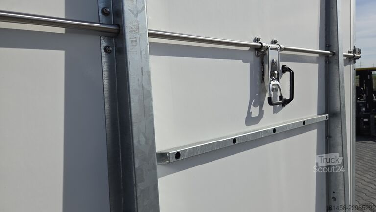 Przyczepa skrzyniowa trailershop TFS 360 Seitentür Heckrampe 2.7to