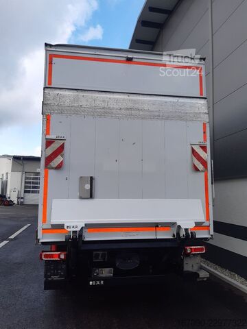 Камион-фургон MERCEDES-BENZ Actros 2551L Giga MP5 Koffer LBW 2,5t Lenkachse