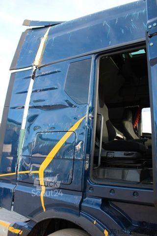 Standardni vlačilec MAN TGX 18.520 4x2 BLS UNFALL XXL 2 x Tank Nr.: 117