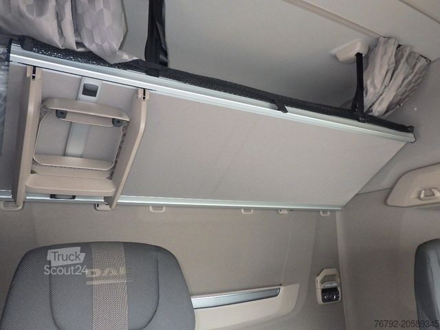 Standardowy ciągnik siodłowy DAF XG+ 530 Skylight/Intarder/Hydr./PTO/Alcoa/257tkm