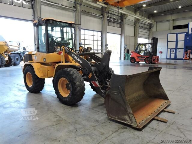 Încărcător pe roți VOLVO L35G + Fork