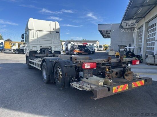 Kamion z zamenljivo nadgradnjo DAF XF 480 FAR BDF EURO 6 LIFTACHSE, RETARDER