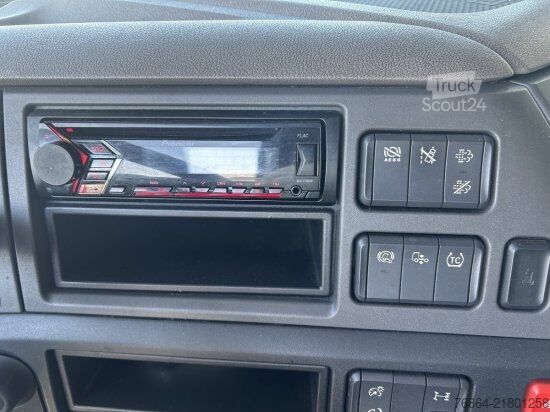 Kamion z zamenljivo nadgradnjo DAF XF 480 FAR BDF EURO 6 LIFTACHSE, RETARDER