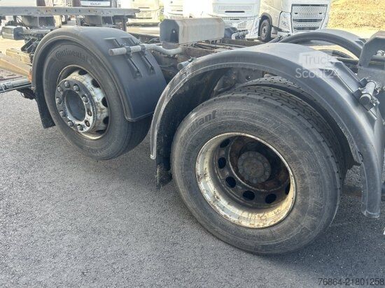 Kamion z zamenljivo nadgradnjo DAF XF 480 FAR BDF EURO 6 LIFTACHSE, RETARDER