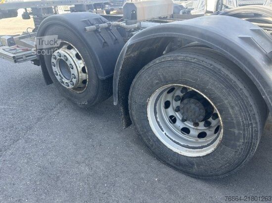 Kamion z zamenljivo nadgradnjo DAF XF 480 FAR BDF EURO 6 LIFTACHSE, RETARDER