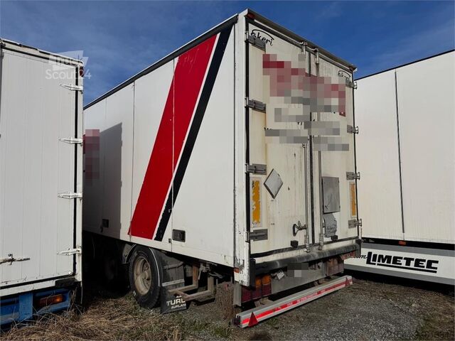 Bavul Ekeri box semi-trailer.