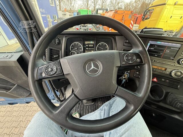 Pompa do betonu Mercedes-Benz AROCS 3251 8x4 EURO6 POMPA DO BETONU PUTZMEISTE...