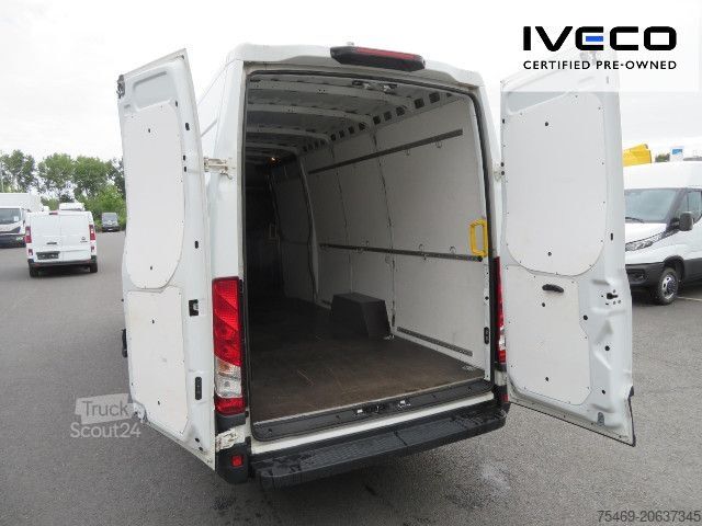 Bestelwagen met verhoogd dak IVECO 35S16A8V