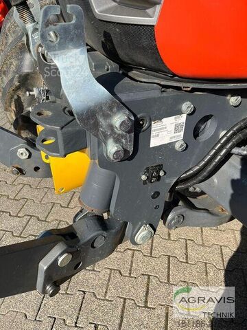 Trator Kubota M7153