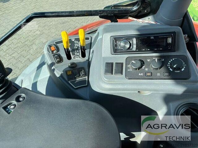 Trator Kubota M7153