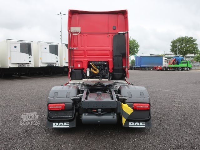 Τυπική μονάδα τράκτορα DAF XF 530 FT SSC LED Standklima Leder Intarder