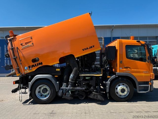 Ielu tīrīšanas mašīna MERCEDES-BENZ Atego 1324 Kehrmaschine FAUN VIAJET 6R/LH