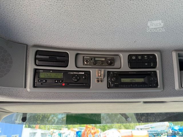 Vakumlu tank kamyonu MERCEDES-BENZ 2643 6x2 Kanalreiniger Kombi MÜLLER