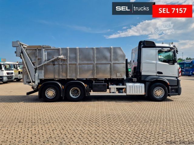 Tippbil MERCEDES-BENZ Actros 2545 /für Tierkadaver / mit Waage