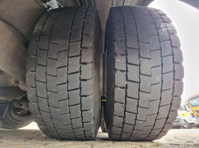 Tippbil MERCEDES-BENZ Actros 2545 /für Tierkadaver / mit Waage