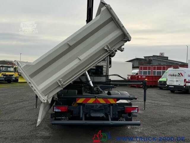 Трехсторонний самосвал MAN 18.320 4x4 H Hiab144 15mHöhe Bordmatik Greiferst