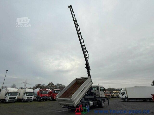 Трехсторонний самосвал MAN 18.320 4x4 H Hiab144 15mHöhe Bordmatik Greiferst