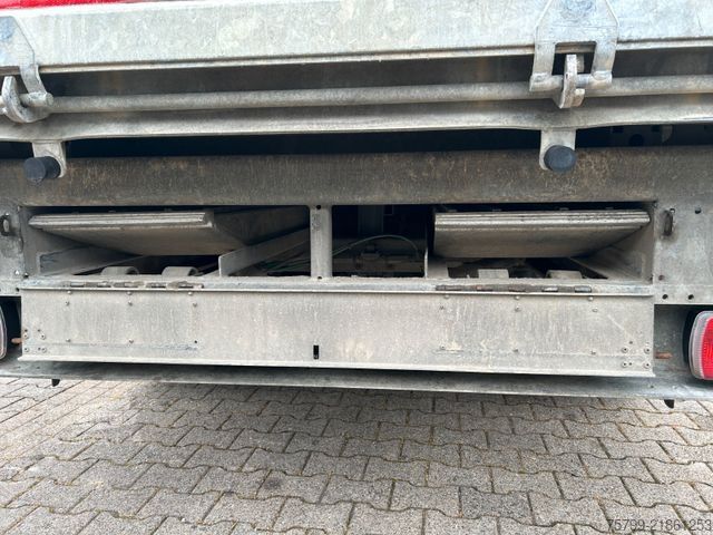 Üç yöne devirmeli römork MÖSLEIN ALU 3Skipper Tandem Tieflader mit 2 Rampen