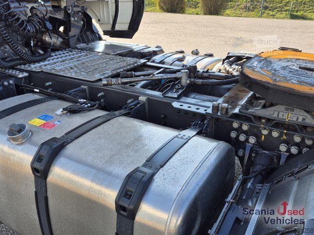 Standart çekici ünitesi Scania R 500 A4x2NB