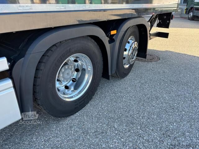 Фургон (грузовой автомобиль) eActros 400 L