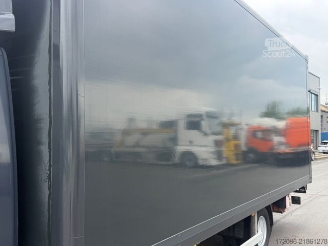 Skříňová dodávka IVECO Daily 72c18 HiMatic, Koffer, Palfinger, Tüv neu!