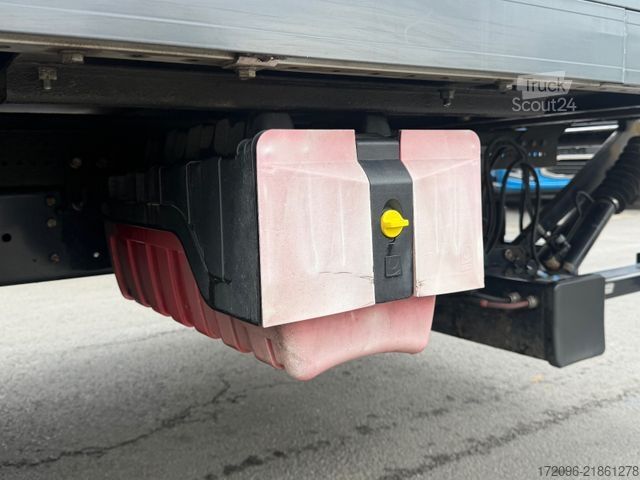 Dubă cu caroserie tip cutie IVECO Daily 72c18 HiMatic, Koffer, Palfinger, Tüv neu!