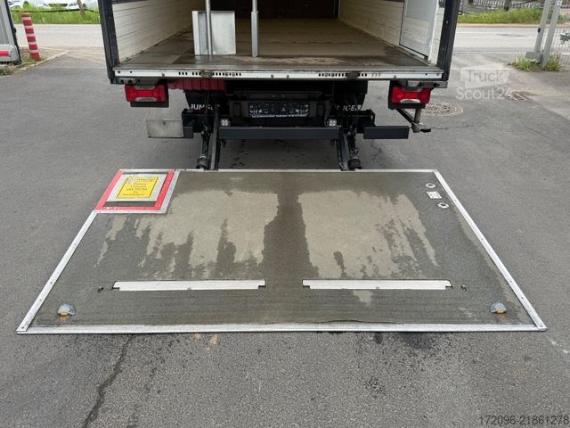 Skříňová dodávka IVECO Daily 72c18 HiMatic, Koffer, Palfinger, Tüv neu!