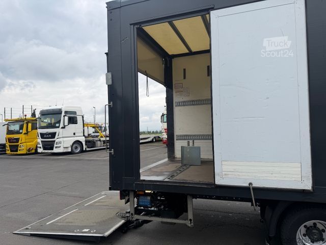 Skříňová dodávka IVECO Daily 72c18 HiMatic, Koffer, Palfinger, Tüv neu!
