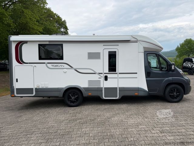 Teilintegriertes Wohnmobil GIOTTILINE Toscan 74NF-Hubbett