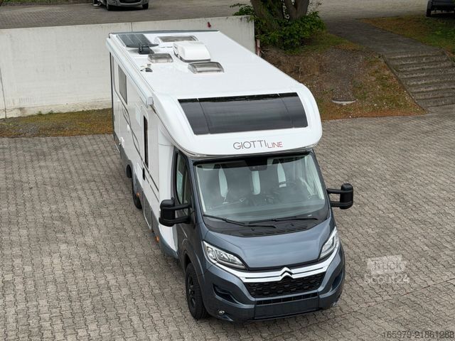 Teilintegriertes Wohnmobil GIOTTILINE Toscan 74NF-Hubbett