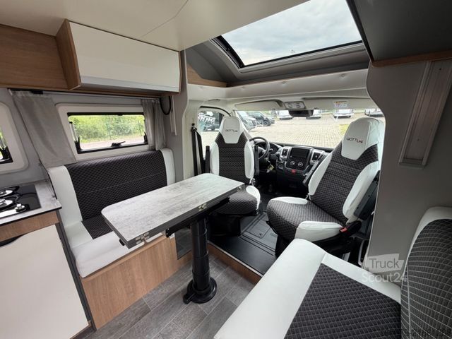 Teilintegriertes Wohnmobil GIOTTILINE Toscan 74NF-Hubbett