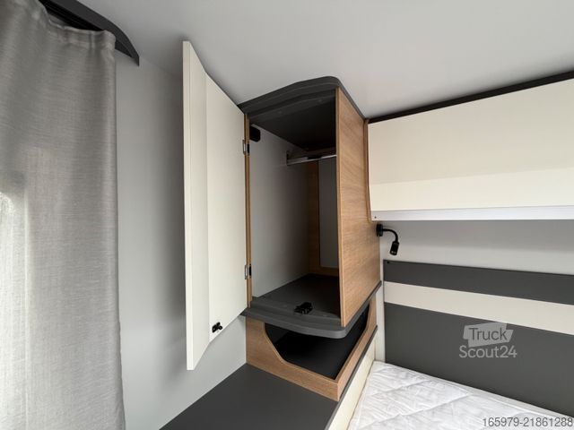 Teilintegriertes Wohnmobil GIOTTILINE Toscan 74NF-Hubbett