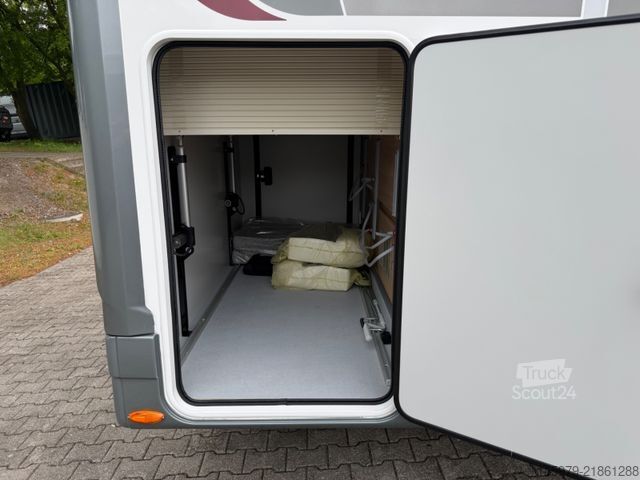 Teilintegriertes Wohnmobil GIOTTILINE Toscan 74NF-Hubbett