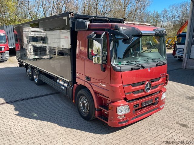 Samochód do przewozu napojów MERCEDES-BENZ Actros 2536 LLL MP3 Schwenkwand LBW Lenkachse
