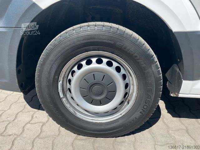 Kastenwagen hoch VOLKSWAGEN Crafter Kasten 35 L4H3 Hochdach KAM Navi Klima