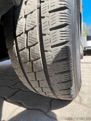 Ван с висока покривка VOLKSWAGEN Crafter Kasten 35 L4H3 Hochdach KAM Navi Klima