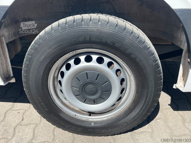 Kastenwagen hoch VOLKSWAGEN Crafter Kasten 35 L4H3 Hochdach KAM Navi Klima