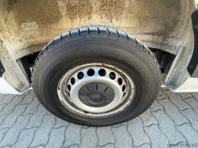 Ван с висока покривка VOLKSWAGEN Crafter Kasten 35 L4H3 Hochdach KAM Navi Klima