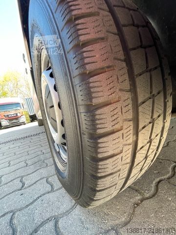 Ван с висока покривка VOLKSWAGEN Crafter Kasten 35 L4H3 Hochdach KAM Navi Klima