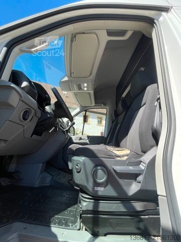 Ван с висока покривка VOLKSWAGEN Crafter Kasten 35 L4H3 Hochdach KAM Navi Klima