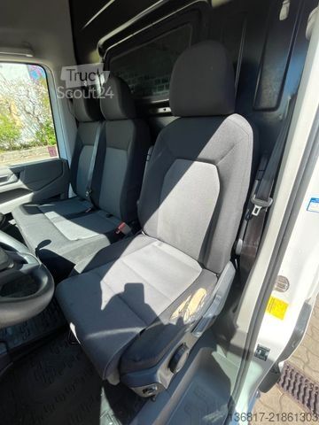 Ван с висока покривка VOLKSWAGEN Crafter Kasten 35 L4H3 Hochdach KAM Navi Klima